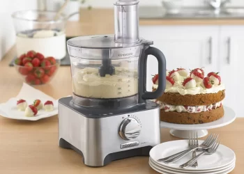 تفاوت غذاساز تک کاره با چند کاره چیست؟ به همراه کاربرد، مزایا و معایب آن ها